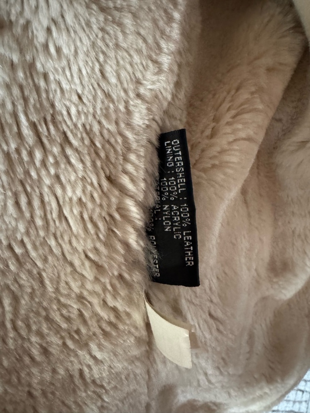 Wilson's Women's Tan Suede Shearling Jacket - Picture 5 of 6